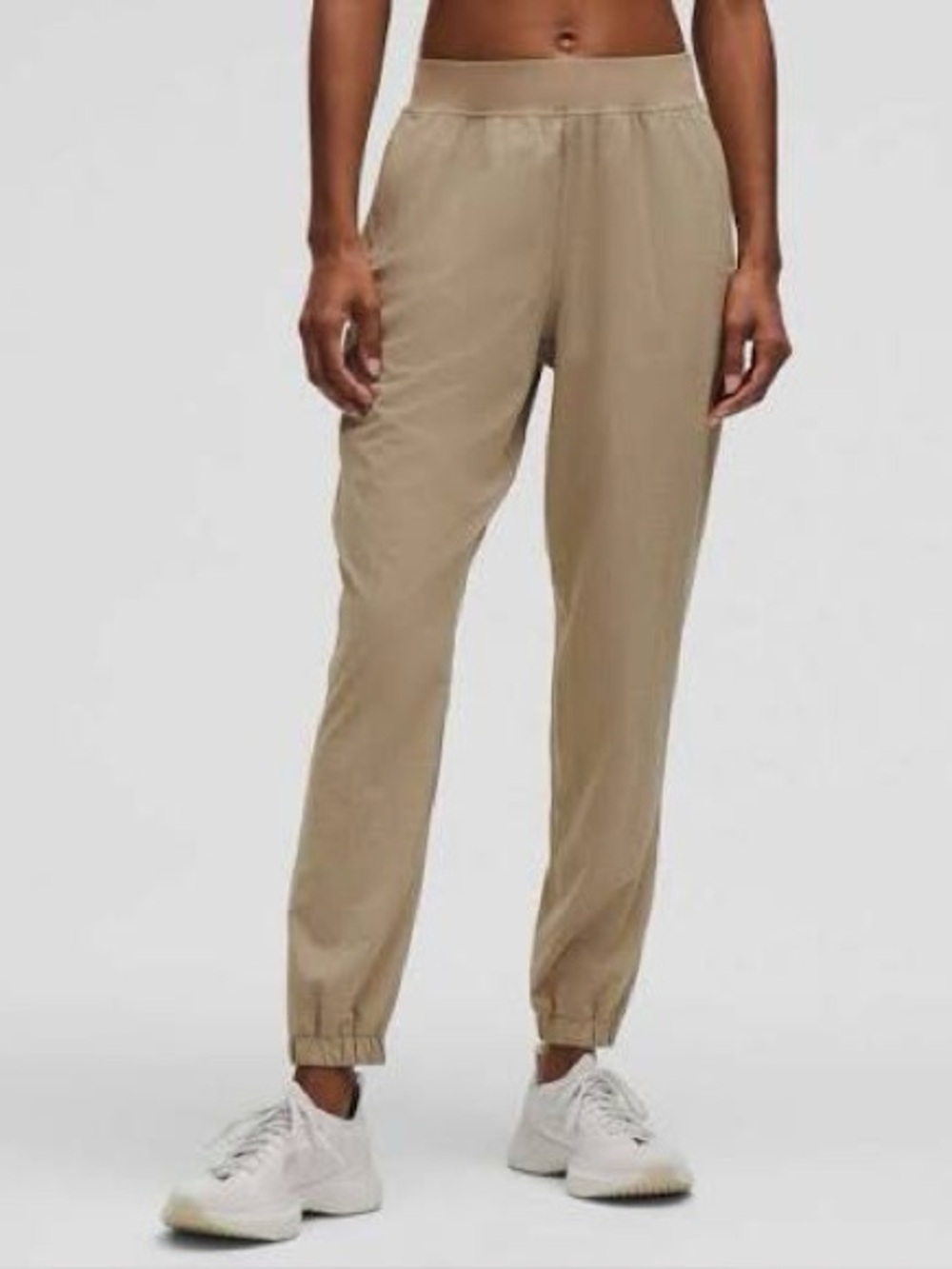 Lululemon Adapted State Perforated High-Rise Jogger
Sheer Oak size 10